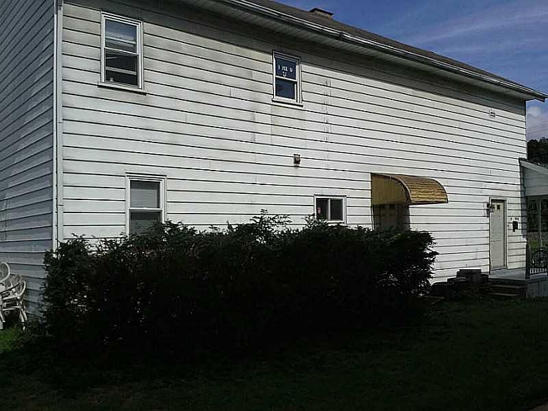 Building Photo 4