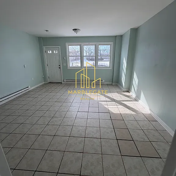 452 15th Ave #2E — Photo 5
