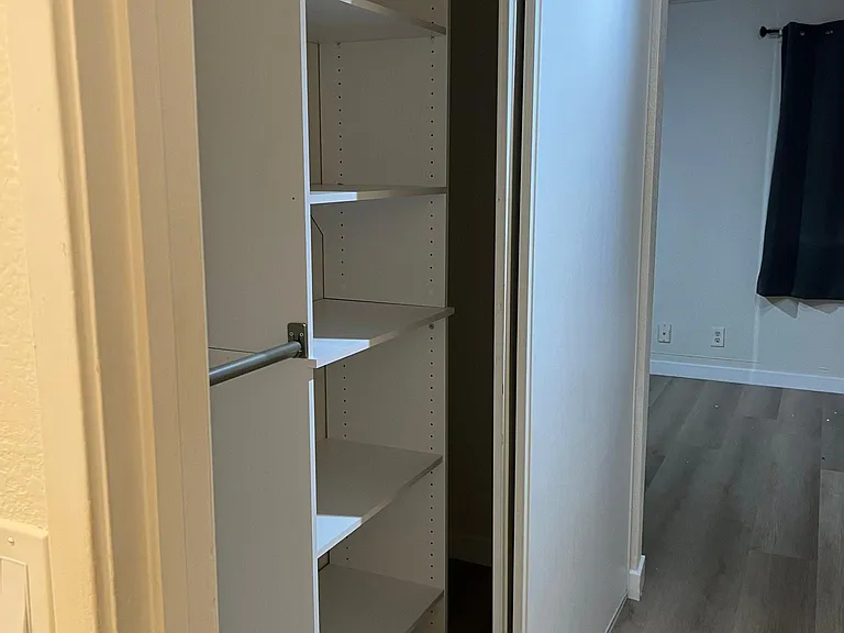1001 La Terrace Cir — Photo 13