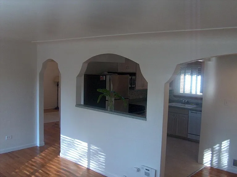 2028 Meade St — Photo 7