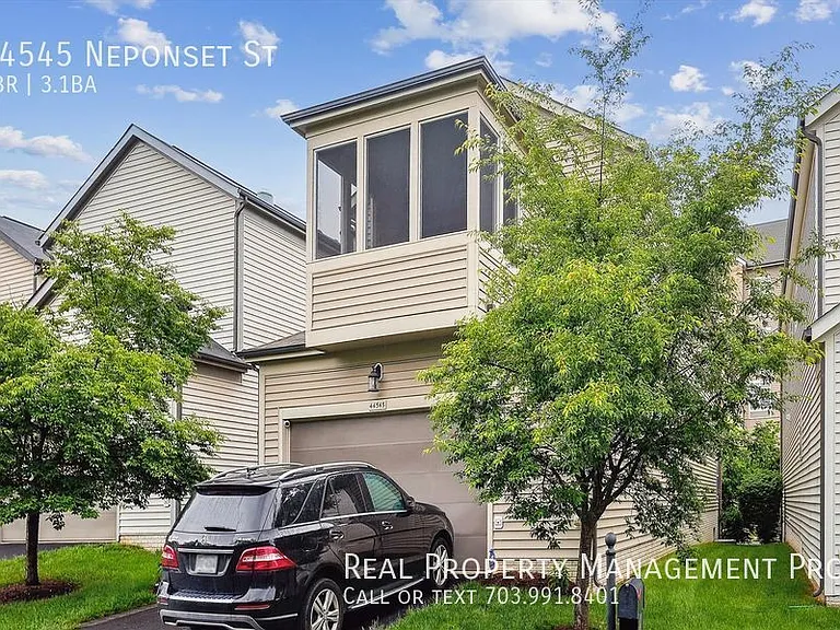 44545 Neponset St — Photo 40