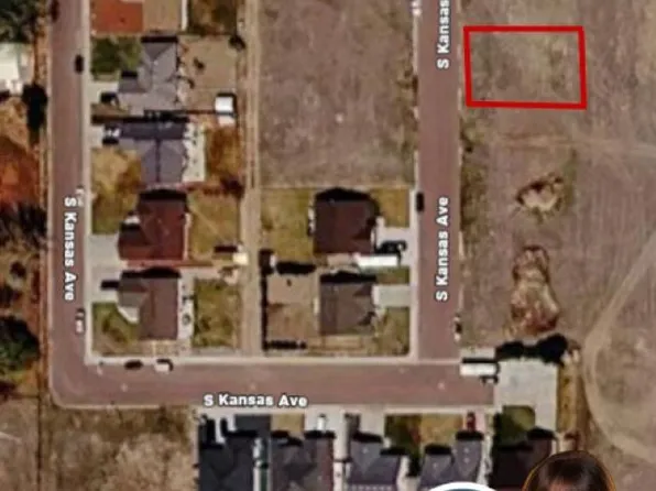 16 S Kansas Ave, Guernsey, WY 82214