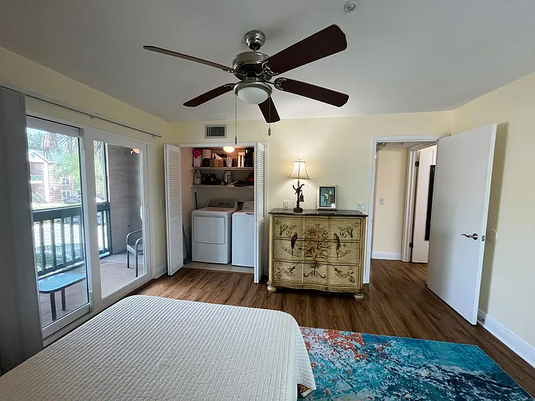 7667 N Wickham Rd #815 — Photo 8