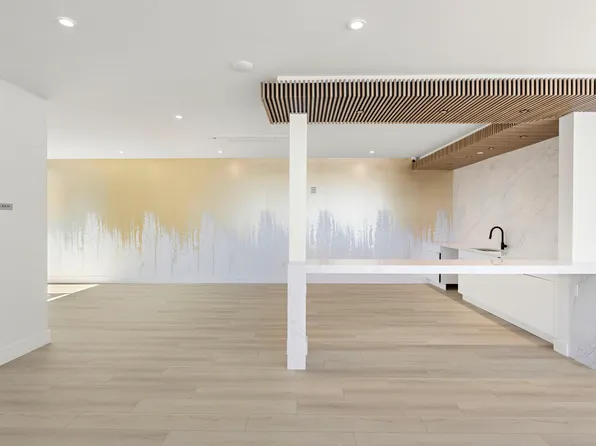 4525 Bergenwood Avenue image 14 of 74