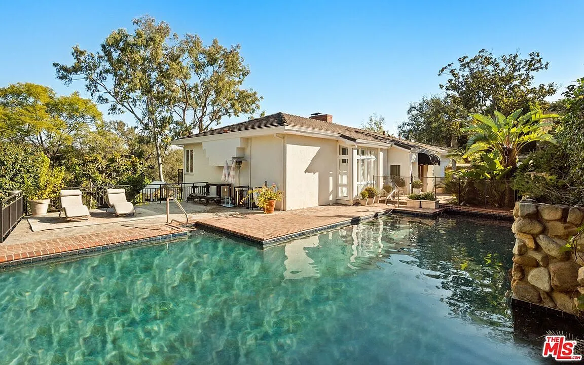 282 Bentley Circle - 1 — Photo 3