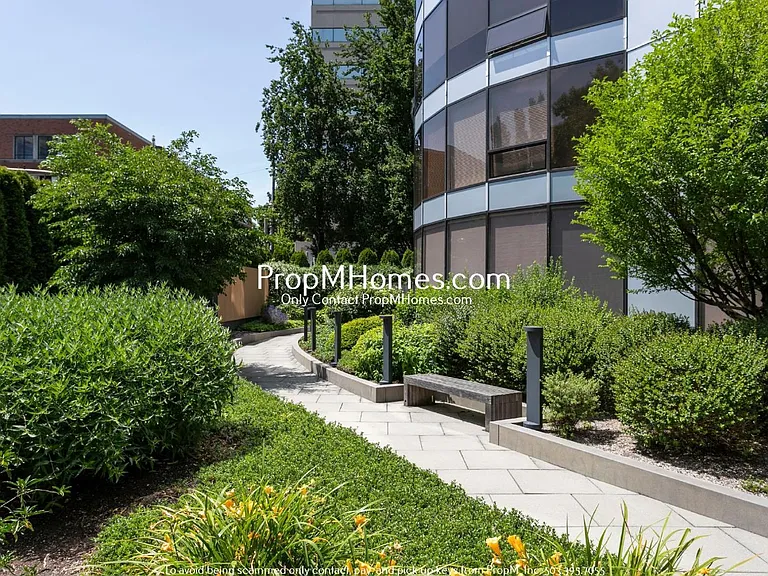 1500 SW 5th Ave #1604 — Photo 19