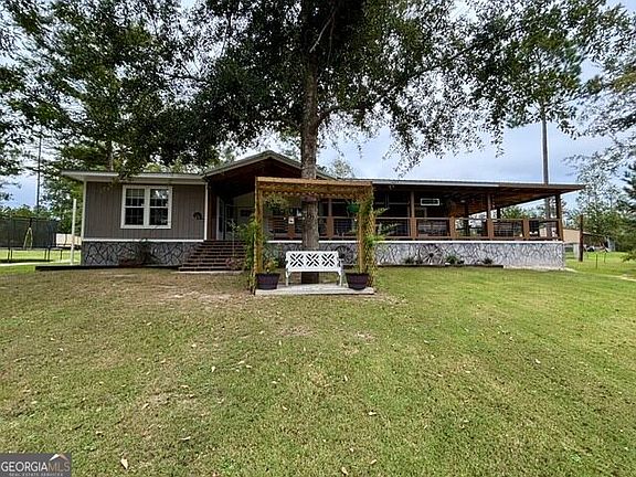 5th image of 281 Bluff Rd