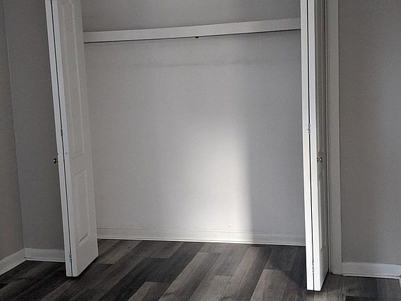 Bedroom with Closet