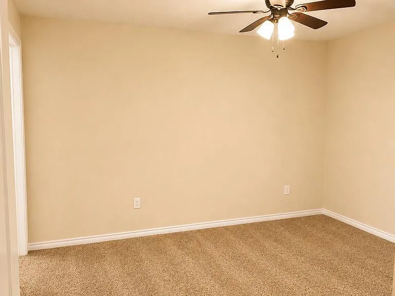 907 Copus Cir — Photo 10
