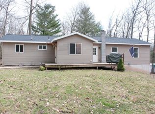 5370 Old Dam Rd, Newaygo, MI 49337