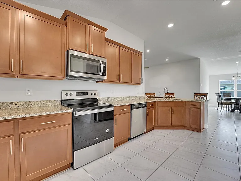 8600 Merano Ave — Photo 6