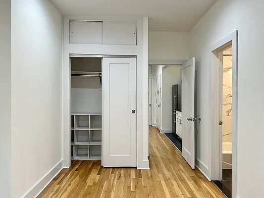 Rented by SERHANT. | media 25