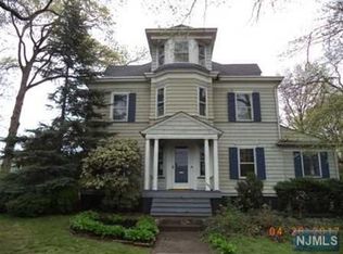 1046 Van Houten Ave, Clifton, NJ 07013