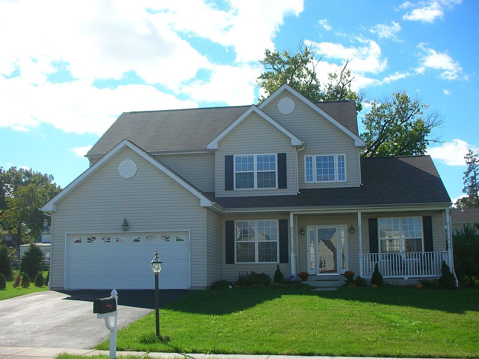 16 Crimson Drive, East Norriton, PA 19401