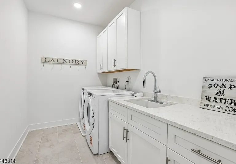 22 Flower Horn Blvd — Photo 36