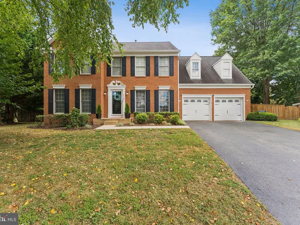 6128 Bayliss Pl, Alexandria, VA 22310