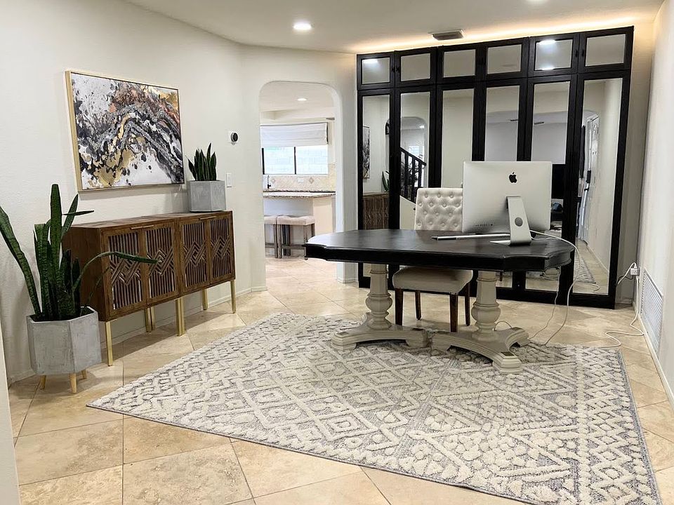 Office/Dining Space