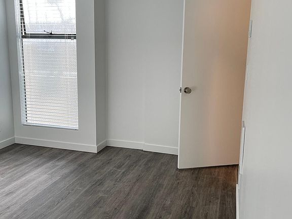 4th image of 2035 43rd Ave E #102