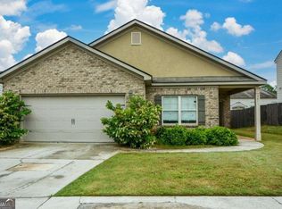 2671 Calvary Dr, Hampton, GA 30228