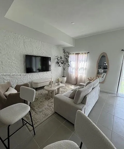 2526 Pierce St #10 — Photo 5