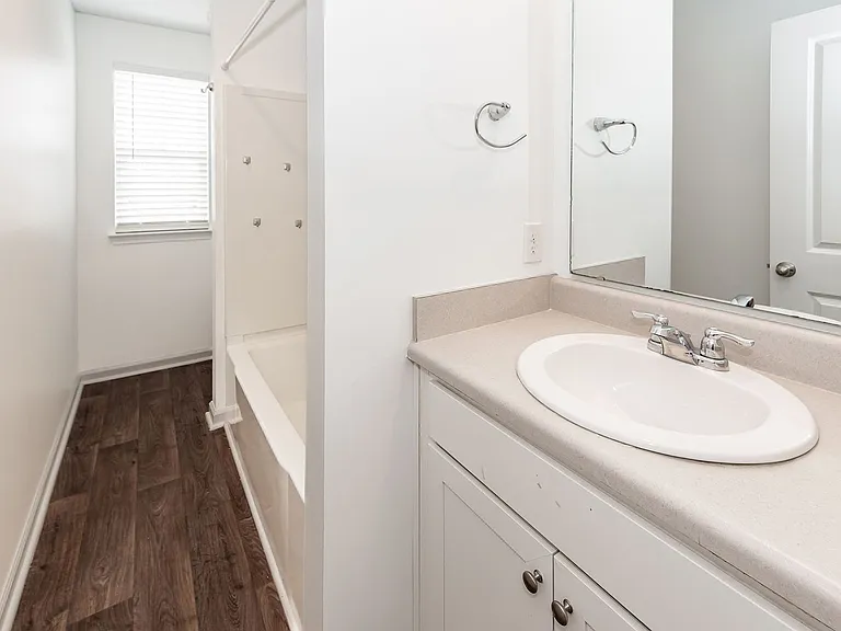 715 Hilchot Dr — Photo 41