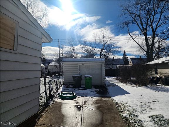 4th image of 12014 Willard Ave