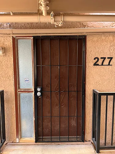 2601 W Broadway Blvd Photo 1