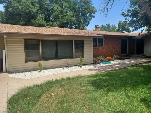 325 Bellaire Dr, Woodway, TX 76712