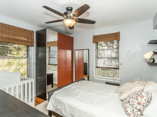 51-28 30th Avenue image 8 of 21