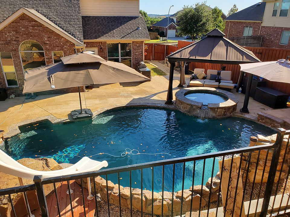 1st image of 12320 Woodland Springs Dr