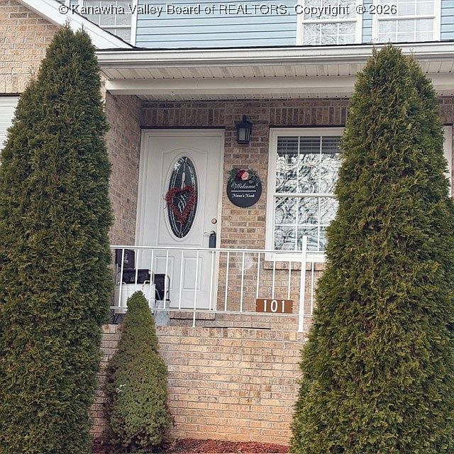 1st image of 101 Kama Ln