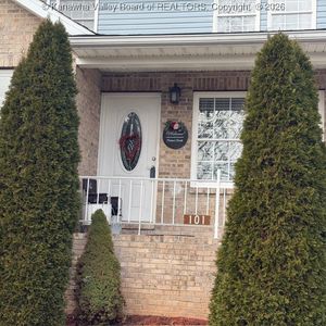 101 Kama Ln, Cross Lanes, WV, 25313