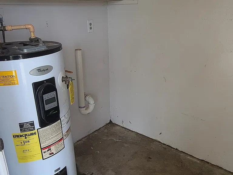 Laundry-Utility Rm