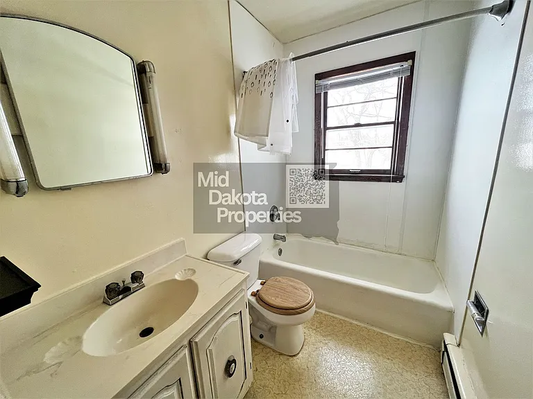 614 E 11th Ave — Photo 10