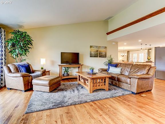 3rd image of 12635 SW Glacier Lily Cir