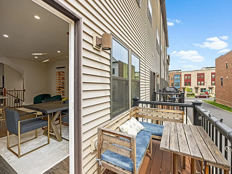 4737 Towne Park Rd — Photo 13
