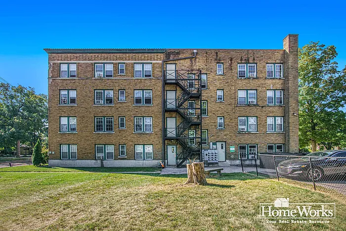Studio, 1.0 bath, 501 sqft, $799 — Photo 3