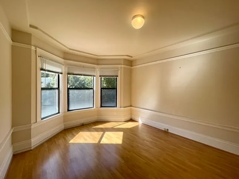 3400 Fulton St #4 — Photo 3
