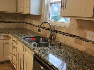143 Mooreland Rd, Mooresville, NC 28117