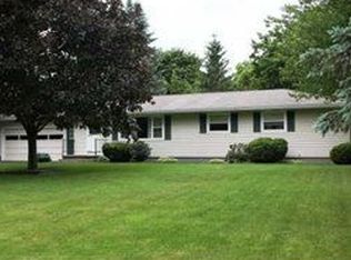 53 Sunset Trl, Fairport, NY 14450