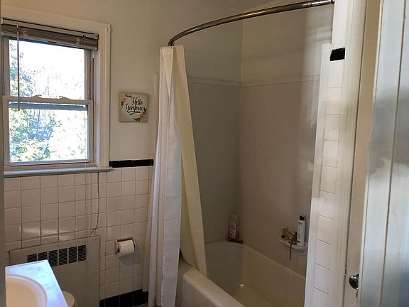 5th image of 4603 Old Dominion Dr #3