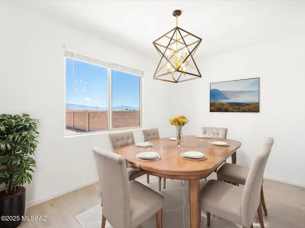 10345 W Granderson St, Marana, AZ 85653