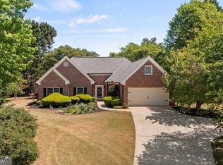 2230 Ellen Ln, Cumming, GA 30040