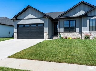 5403 Verdant Ln, Springfield, IL 62711