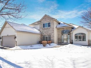 11023 Oakwood Ln N, Champlin, MN 55316