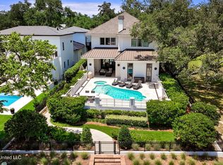 922 E Beach Blvd, Gulfport, MS 39501