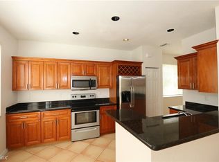 4486 Dogwood Cir, Weston, FL 33331