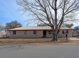 2418 NE Willow Rd, Los Lunas, NM 87031