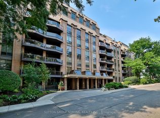 350 Lonsdale Rd #303, Toronto, ON M5P1R6