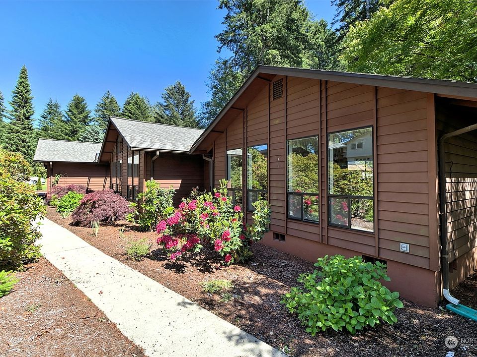 1st image of 633 Holly Lane